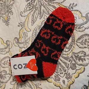 COZY Heart Pattern Fuzzy Socks